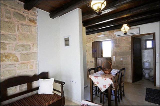 Esperides Stone Houses Palaikastro Exterior foto