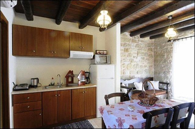 Esperides Stone Houses Palaikastro Exterior foto